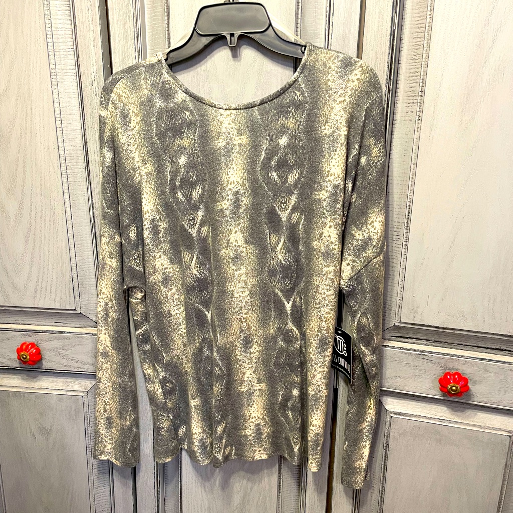 Pattern Open Back Sweater